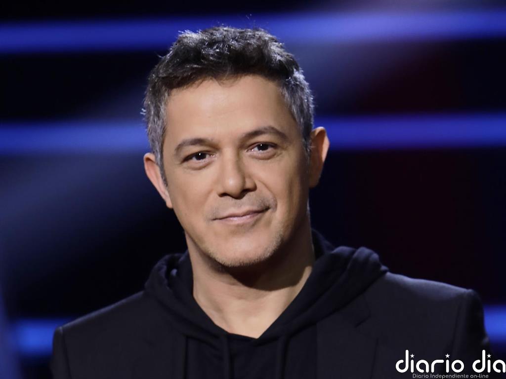Alejandro Sanz cumple 52 años, enamorado y más radiante que nunca