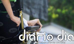 Andalucía fija unos requisitos para permitir salidas de mayores de residencias para pasar la Navidad en familia