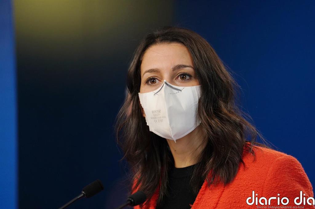 Arrimadas dice que Bildu se ha "crecido" con su pacto con el Gobierno y "pide ya" la anexión de Navarra al País Vasco