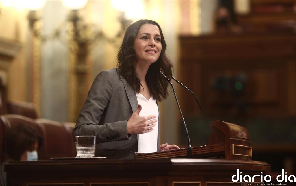 Arrimadas pide "prudencia" en el inicio de la vacunación en España: "Es muy importante no bajar la guardia"