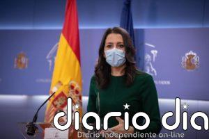 Arrimadas ve otra "cacicada" en la nueva reforma sobre el CGPJ y acusa al Gobierno de sobrepasar "todos los límites"