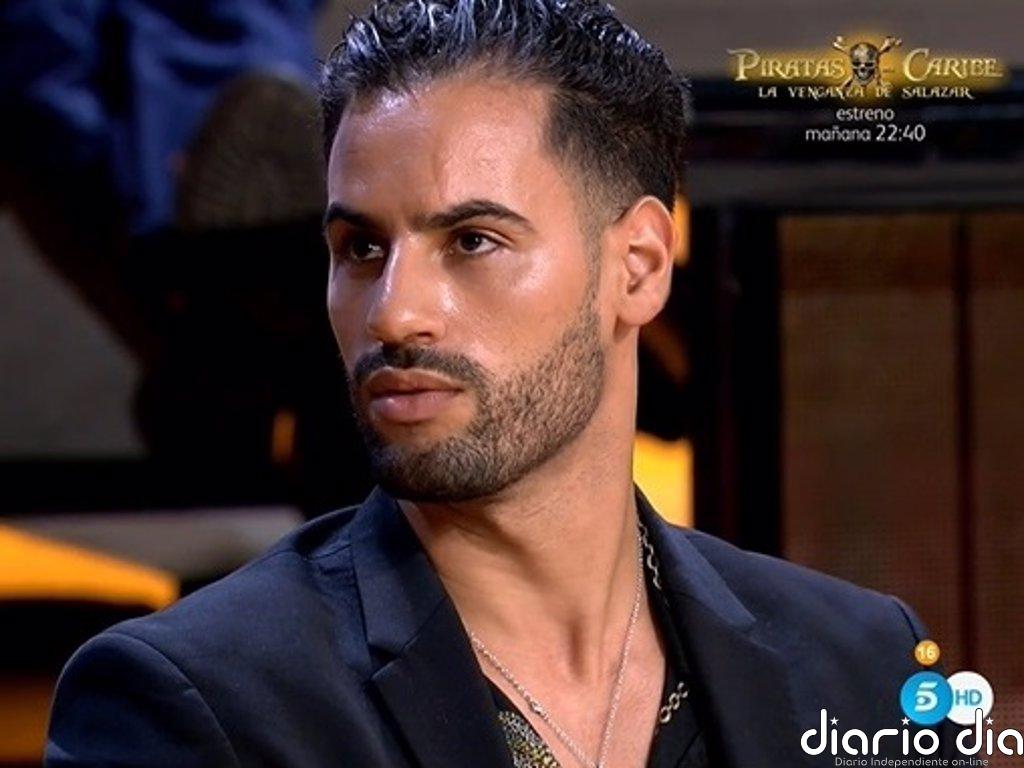 Asraf Beno se rompe al hablar de la enfermedad que padece