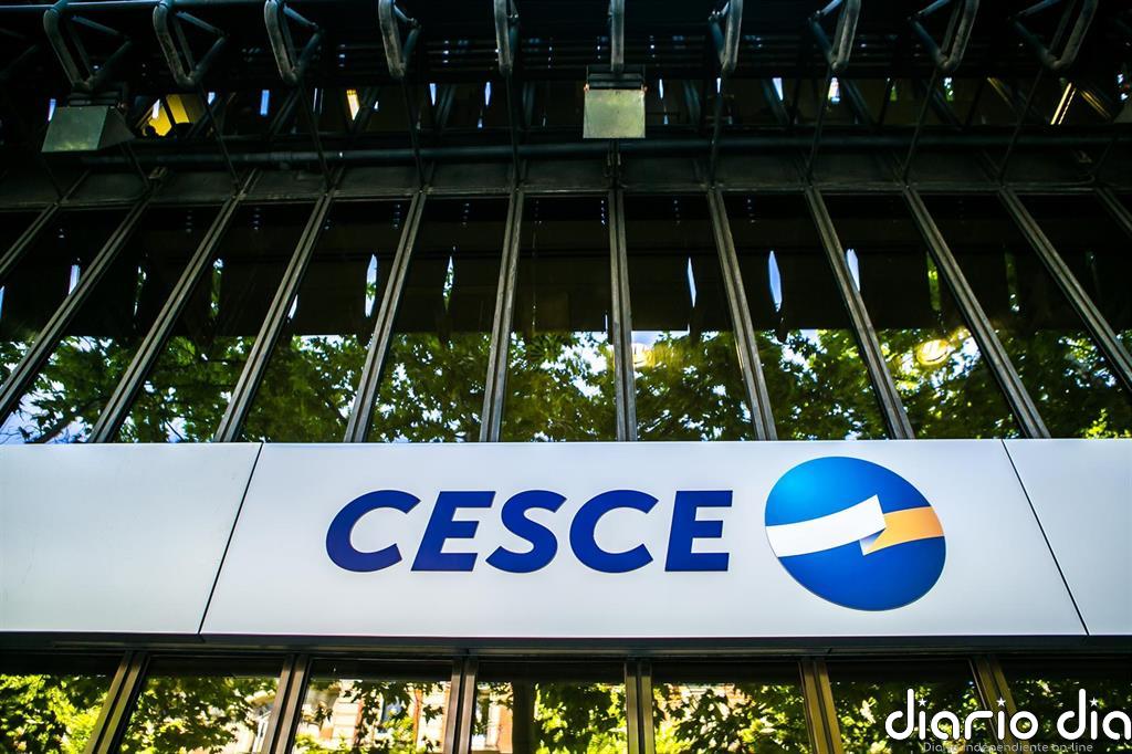 Axesor rebaja un escalón la calificación crediticia de Cesce