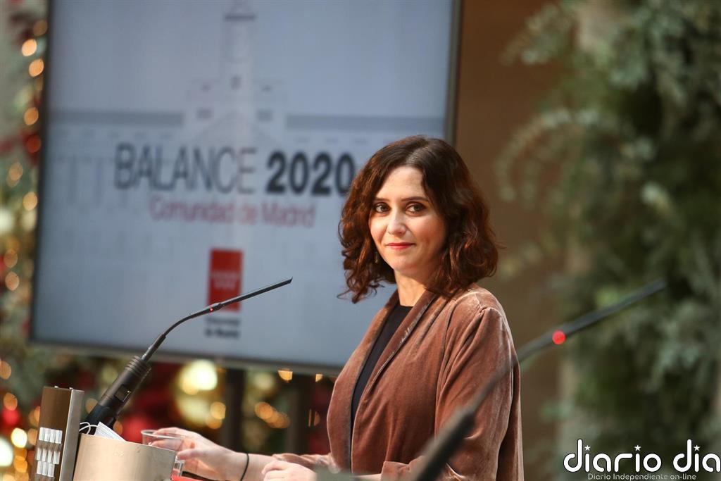 Ayuso cree que Illa estaba "de paso" en el Ministerio de Sanidad para "promocionarse" y tiene buena impresión de Darias