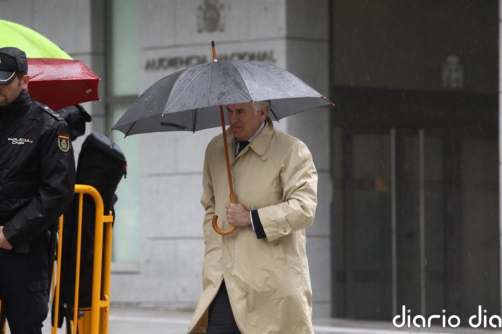 Bárcenas dice ante el juez de 'Kitchen' que abogados del PP le amenazaron con la prisión de su mujer si "hablaba"