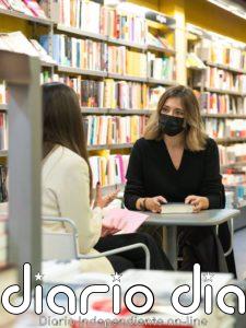 Berenice Lobatón cumple 18 años creando su propia revista digital