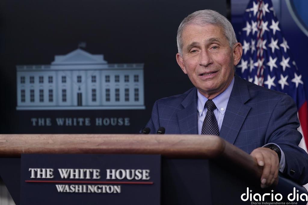 Biden confirma que Fauci seguirá al frente del equipo especial contra el coronavirus en EEUU