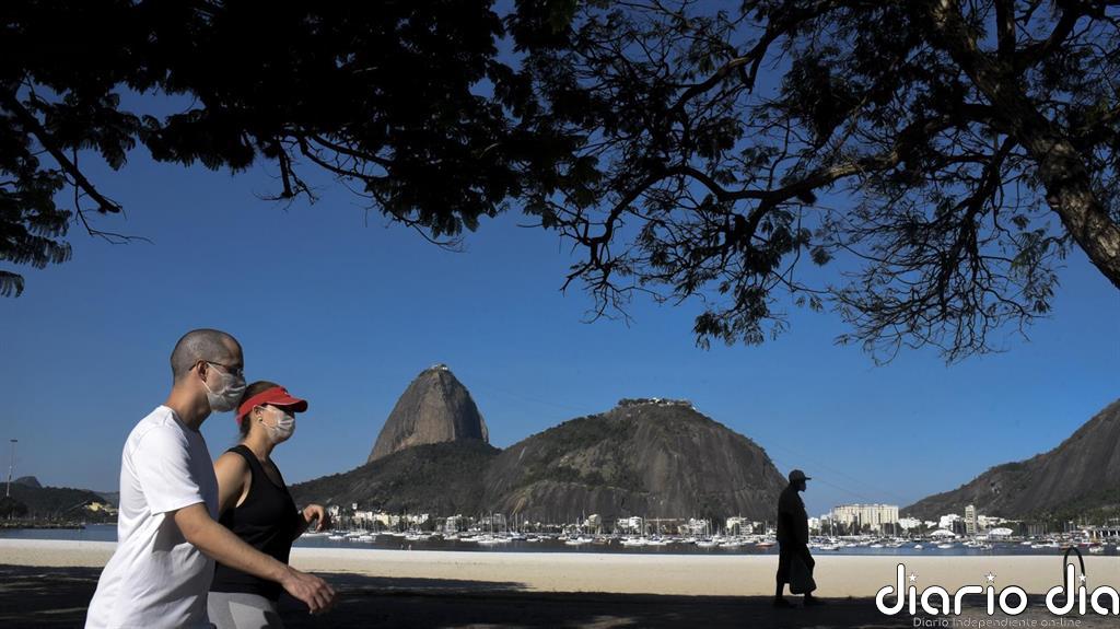 Brasil confirma un auge de contagios y fallecidos con los últimos 50