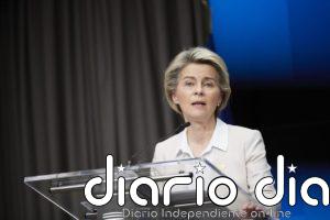 Bruselas da luz verde a la vacuna de BioNTech y Pfizer, que empezará a distribuirse a los países el sábado