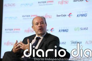 Campo destaca la defensa letrada como un pilar de la democracia constitucional durante el pleno anual de la Abogacía