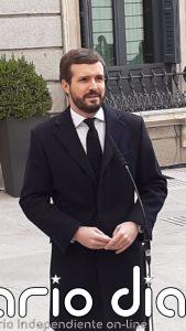 Casado dice que la Constitución es la solución pero sus enemigos están "por primera vez en la dirección del Estado"