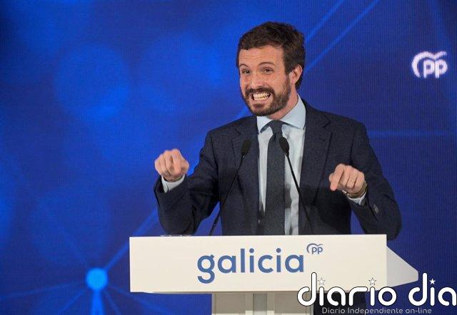 Casado pide al Gobierno que atienda a las familias que "están pidiendo libertad" para elegir la educación de sus hijos