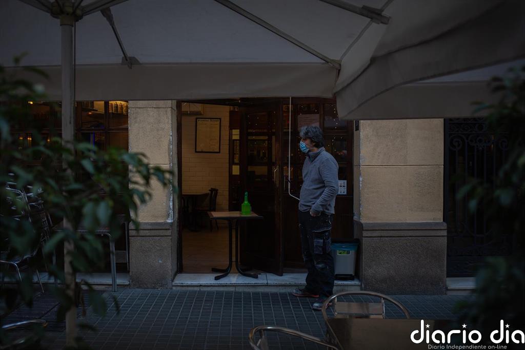 Cataluña mantiene las restricciones para Nochevieja y Reyes tras revisarlas