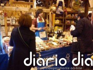 Abascal (Vox) reprocha al PP y al PSOE su "permisividad" con los líderes del 1-O