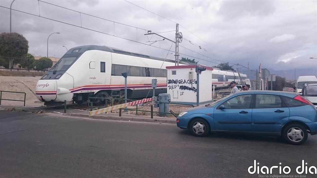 Adif licita la renovación de accionamientos de pasos a nivel de tecnología Alstom por 5,6 millones de euros
