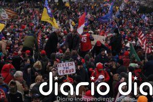 Al menos 135 detenidos y más de 400 identificados por el asalto al Capitolio de EEUU