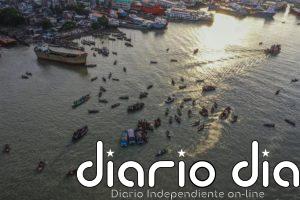 Al menos cuatro muertos en Bangladesh tras el naufragio de un barco pesquero en la Bahía de Bengala