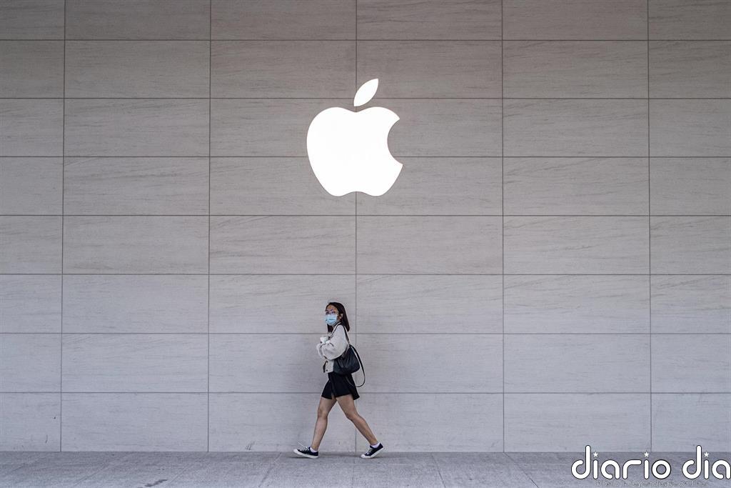 Apple supera por primera vez los 100