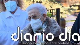 Araceli, la primera mujer vacunada en España, pide responsabilidad y vacunarse para "acabar con el bicho"
