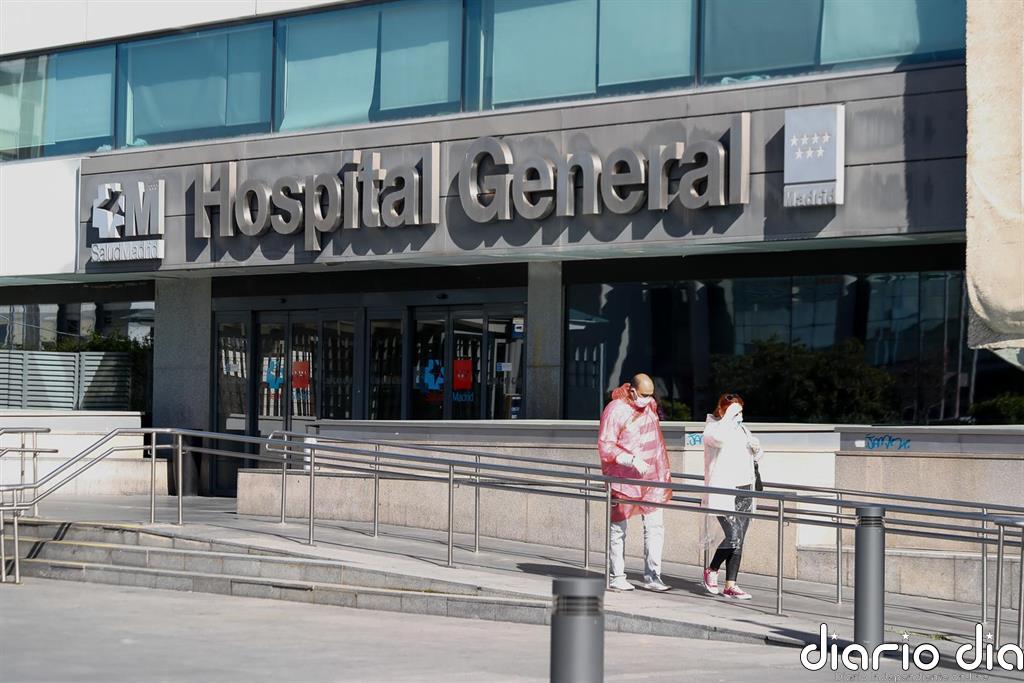 Aumentan los ingresos hospitalarios y los fallecidos, pero bajan los contagios