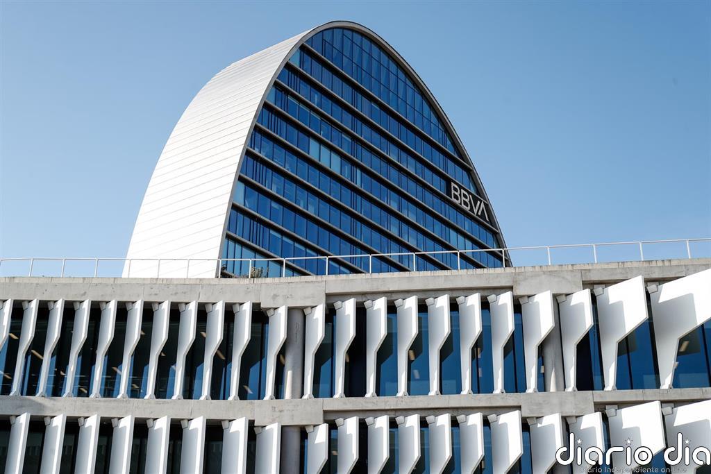 BBVA ejecutará un plan de reestructuración de costes en España en la primera mitad del año