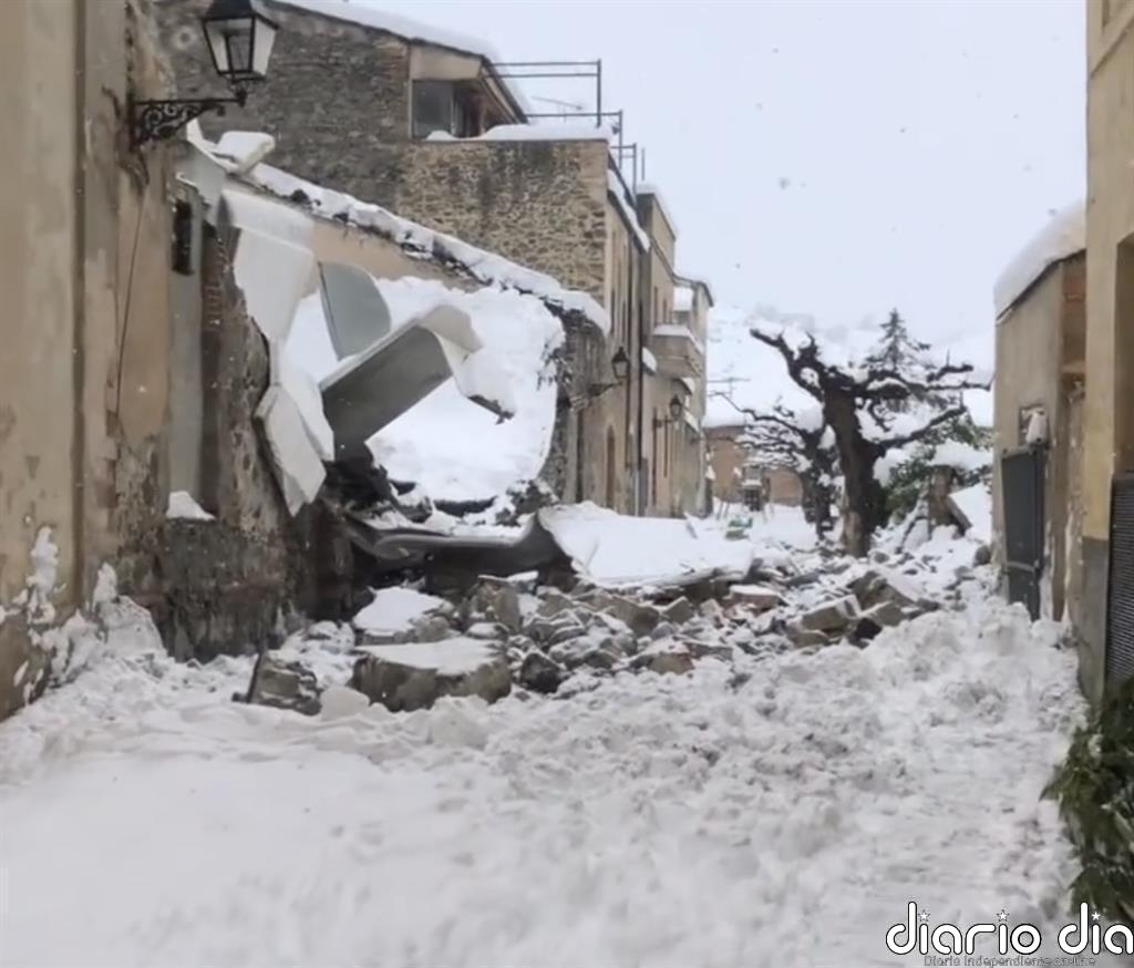 Borrasca Filomena: Imágenes impactantes del peligro de la caída de la nieve de los tejados
