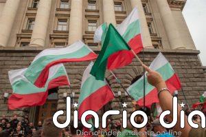 Bulgaria reabre aulas de primaria y guarderías infantiles después de un mes cerradas por la COVID-19