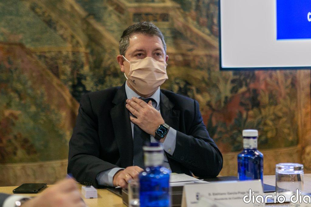 C-LM cierra municipios y hostelería, adelanta toque de queda a las 22