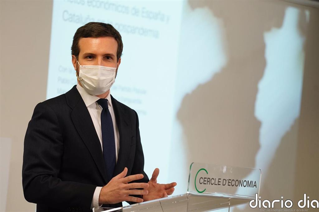 Casado dice que la dimisión del consejero murciano dejó clara la "ejemplaridad" que exige al frente del PP