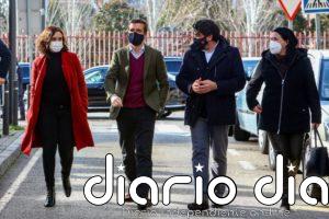 Casado urge a Illa a dejar Sanidad y pide al Gobierno que se centre en repartir vacunas para salvar vidas