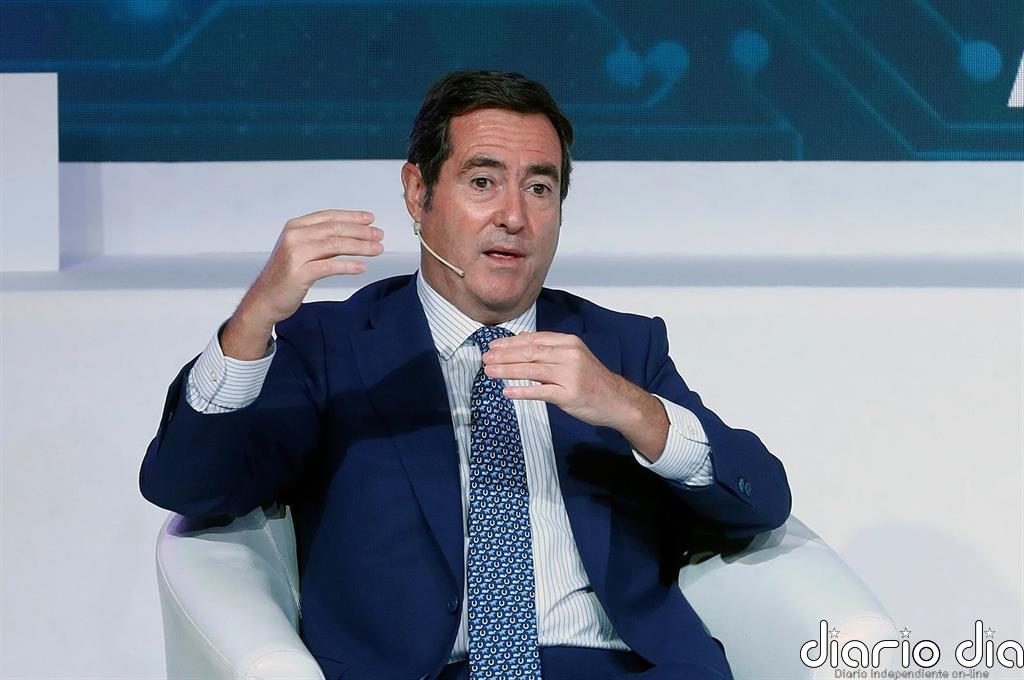 CEOE advierte del "freno" a la recuperación y del "severo deterioro" de los resultados empresariales