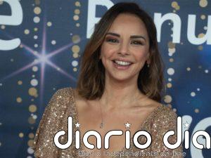 Chenoa sube la temperatura con un improvisado posado en el que presume de su espectacular cuerpo