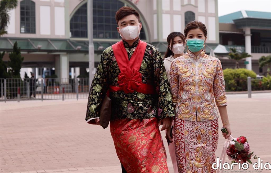 China prohíbe las bodas y los funerales en la zonas rurales para evitar el avance de la COVID-19