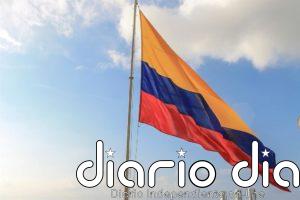 Cientos de migrantes esperan la apertura de fronteras en el noroeste de Colombia