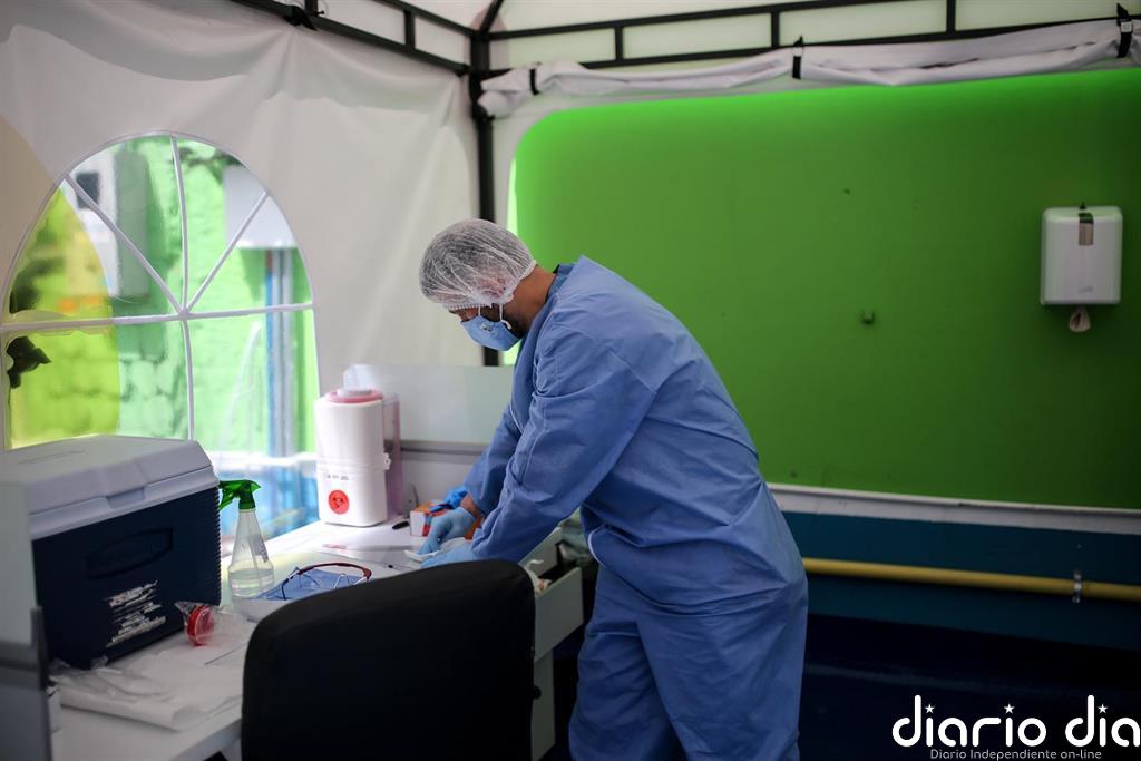 Colombia "no descarta ninguna medida" ante el aumento de casos en Bogotá