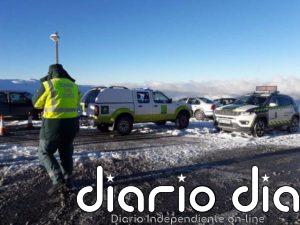 Cortan el acceso a Hoya de la Mora en Sierra Nevada por exceso de vehículos