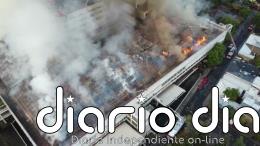 Declarado un enorme incendio en el hospital San Borja Arriaran de Santiago de Chile