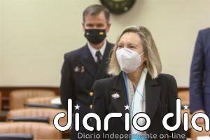 Defensa subraya que su protocolo no permitía vacunar al JEMAD y cree que su dimisión le "honra"