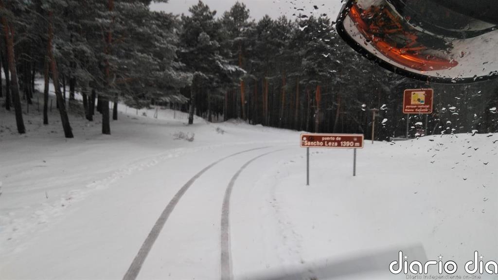 Dos puertos siguen cerrados y otros dos con cadenas por nieve en la red secundaria riojana
