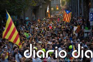 El 47,7% de los catalanes rechaza la independencia y el 44,5% la quiere, según el CEO