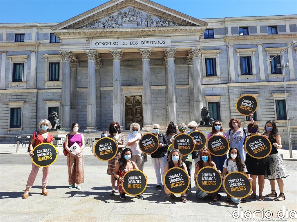 Alianza contra el Borrado de Mujeres, sobre la Ley Trans de Igualdad: "Está legislando de manera contraria al feminismo"