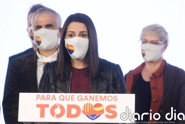 Arrimadas descarta dimitir o destituir a otros dirigentes de Ciudadanos tras la debacle electoral en Cataluña