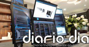 Así es Aurora 7, un ordenador portátil con 7 pantallas