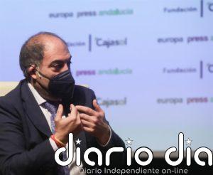 ATA pide evitar el "corporativismo" en la vacunación porque se necesita acelerar la vacunación