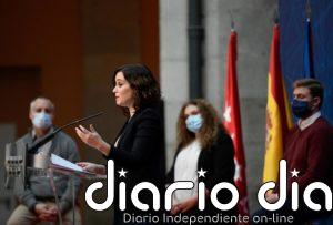 Ayuso cree que la tacharían de "insensata" y "tipa peligrosa" si hubiera convocado elecciones en plena tercera ola