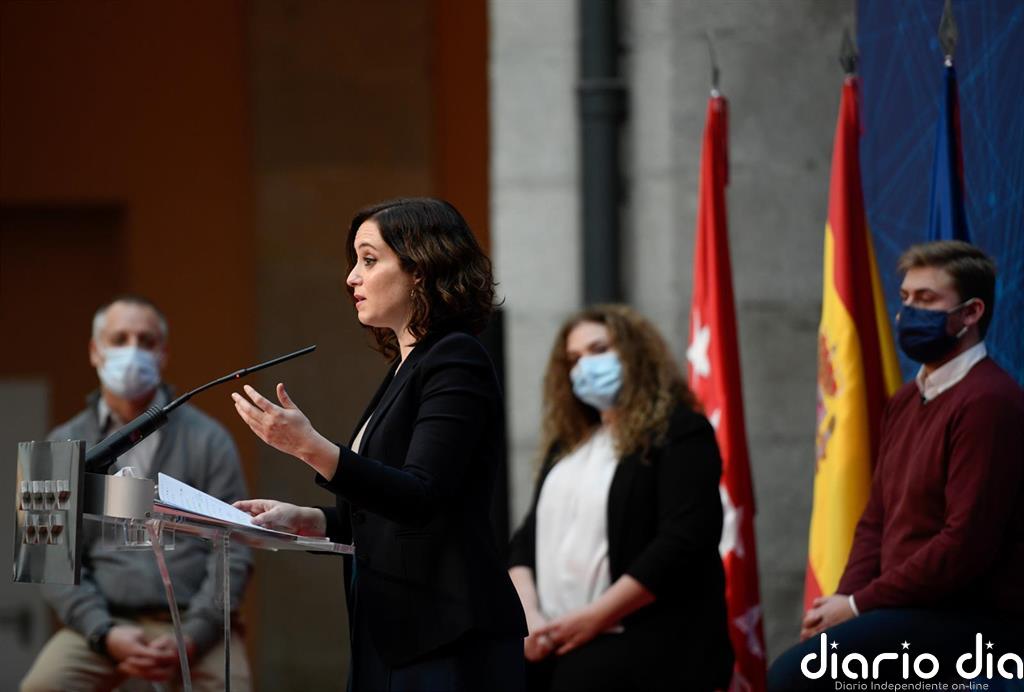 Ayuso cree que la tacharían de "insensata" y "tipa peligrosa" si hubiera convocado elecciones en plena tercera ola