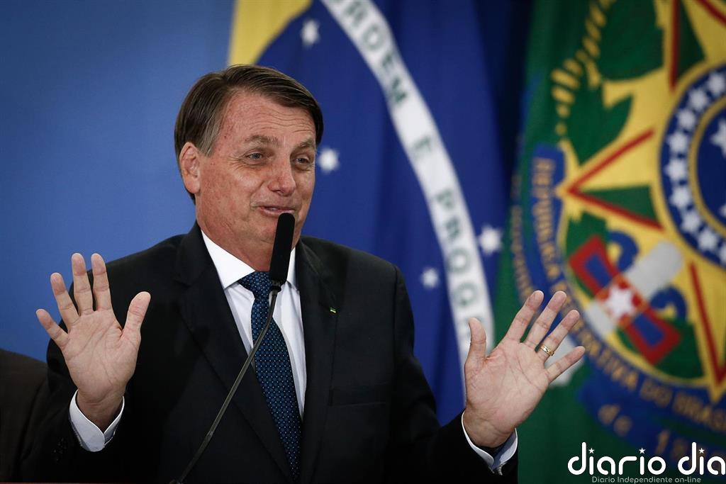 Bolsonaro pide a los afines presidentes del Congreso que agilicen la privatización de Eletrobras