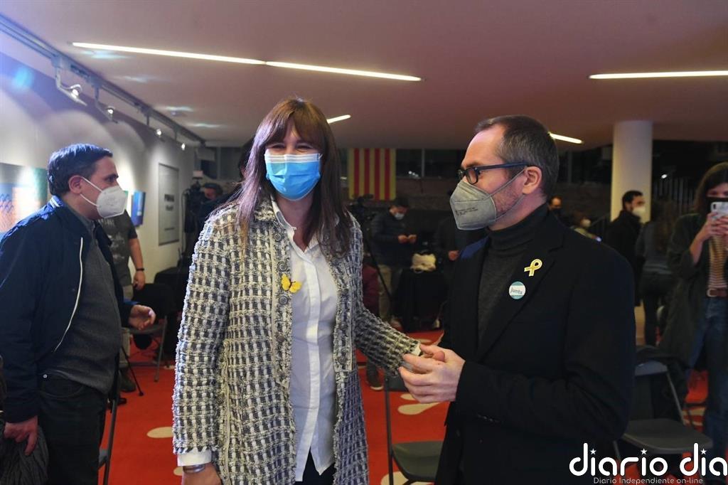 Borràs (Junts) alerta que la vía ancha de ERC puede llevar la independencia "a vía muerta"