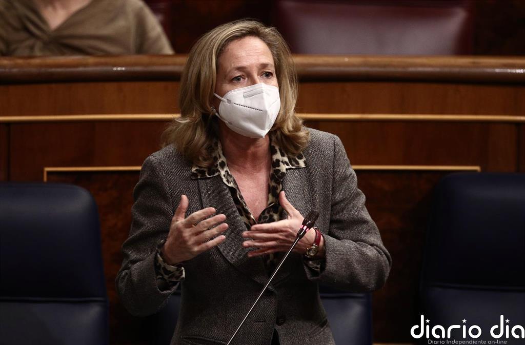 Calviño a Iglesias sobre los presos del 1-O: "España es una democracia plena"