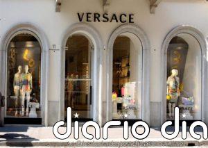 Capri, dueña de Versace, Michael Kors y Jimmy Choo, gana 149 millones en su tercer trimestre, un 63% menos